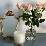 Le Chevrefeuille D'hotes Et De Charme 4*