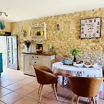Le Chevrefeuille D'hotes Et De Charme Отель типа 