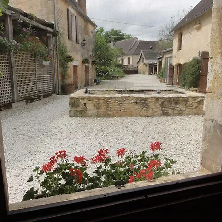 Le Chevrefeuille D'hotes Et De Charme 4*