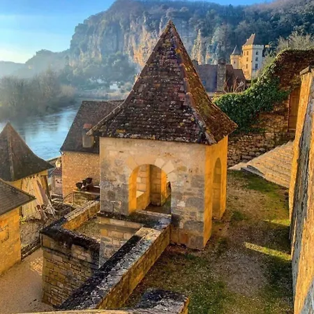 Le Chevrefeuille D'hotes Et De Charme Bed and Breakfast 4*