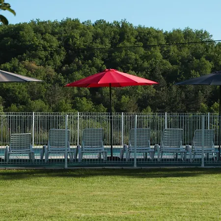 Bed & Breakfast Le Chevrefeuille D'hotes Et De Charme 4*