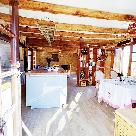 Le Chevrefeuille D'hotes Et De Charme * Meyrals