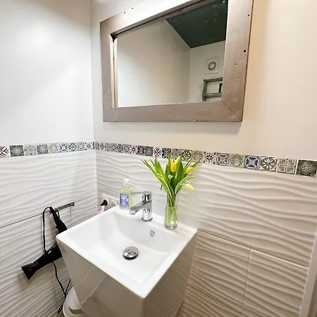 Le Chevrefeuille D'hotes Et De Charme Bed & Breakfast 4*