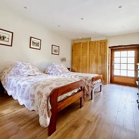 Le Chevrefeuille D'hotes Et De Charme 4* Meyrals