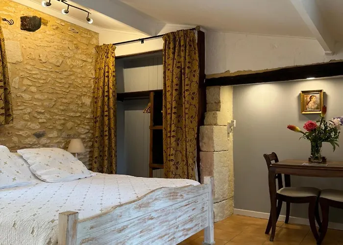 Le Chevrefeuille D'hotes Et De Charme