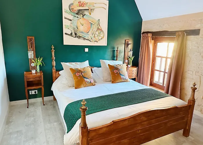 Le Chevrefeuille D'hotes Et De Charme Bed & Breakfast 4*