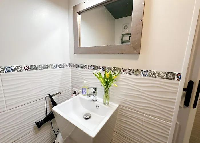 Le Chevrefeuille D'hotes Et De Charme Bed & Breakfast 4*